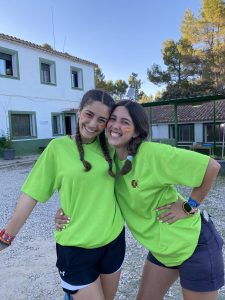 La OJE celebra la victoria de la Selección Española de campamento